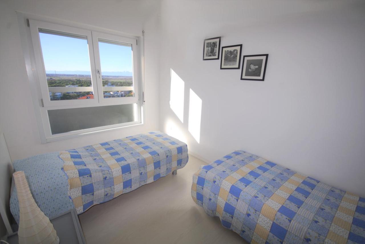 Residence Excelsior Lignano Sabbiadoro Bagian luar foto