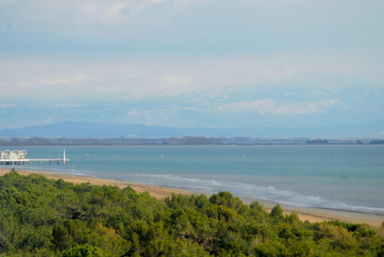 Residence Excelsior Lignano Sabbiadoro Bagian luar foto