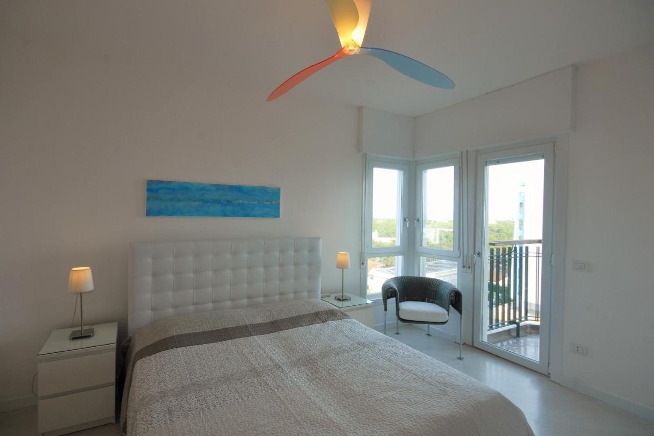 Residence Excelsior Lignano Sabbiadoro Bagian luar foto